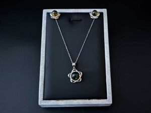 Eternal Amber Jewelry Set