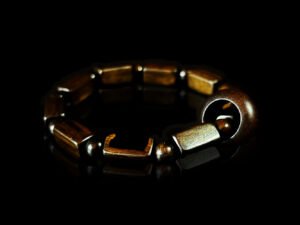 Sandalwood Bead Bracelet: Echoes of Ancient Temples