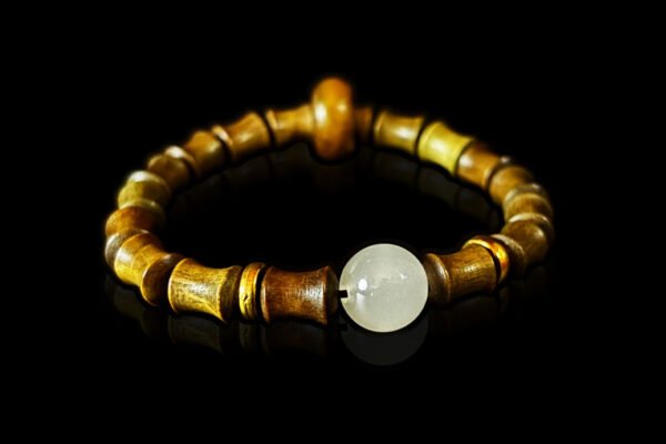 Sandalwood Bead Bracelet: Echoes of Ancient Temples - Image 8
